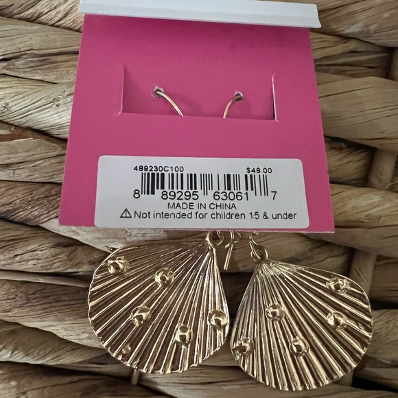 Betsey Johnson Pink and Gold Seashell Earrings - Picture 6 of 6